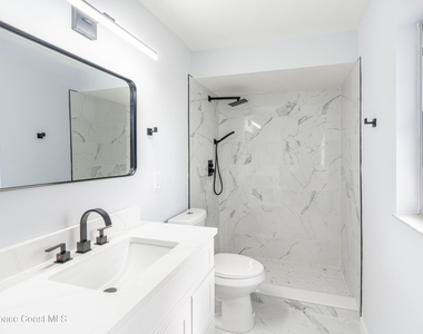 306 Harvey Avenue Ne - Photo Thumbnail 16