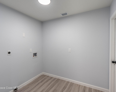 306 Harvey Avenue Ne - Photo Thumbnail 17