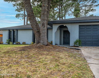306 Harvey Avenue Ne - Photo Thumbnail 1