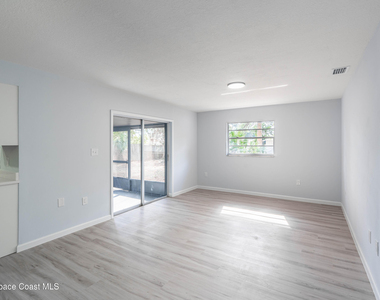 306 Harvey Avenue Ne - Photo Thumbnail 10