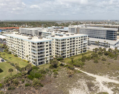 1050 N Atlantic Avenue - Photo Thumbnail 4