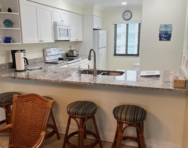 1050 N Atlantic Avenue - Photo Thumbnail 10