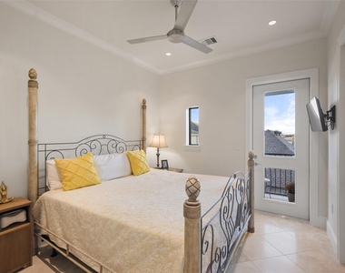 2221 Welch Street - Photo Thumbnail 12
