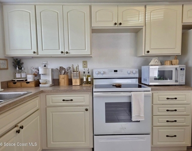 1403 S Miramar Avenue - Photo Thumbnail 1