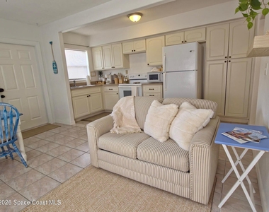 1403 S Miramar Avenue - Photo Thumbnail 2