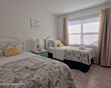 1403 S Miramar Avenue - Photo Thumbnail 8