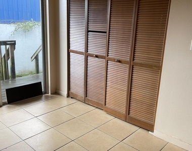 73 Nw Irwin Avenue - Photo Thumbnail 3