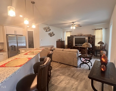 924 Captiva Island Circle Sw - Photo Thumbnail 6
