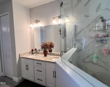 924 Captiva Island Circle Sw - Photo Thumbnail 17