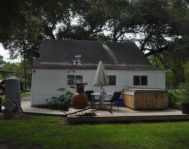 213 E Burress Street - Photo Thumbnail 13