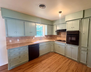 1801 Beazley Street - Photo Thumbnail 4