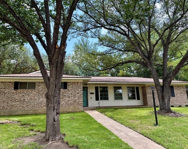 1801 Beazley Street - Photo Thumbnail 3