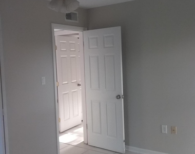 1024 George Avenue - Photo Thumbnail 11