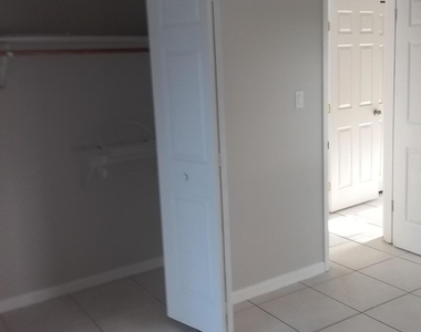1024 George Avenue - Photo Thumbnail 10