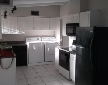 1024 George Avenue - Photo Thumbnail 1