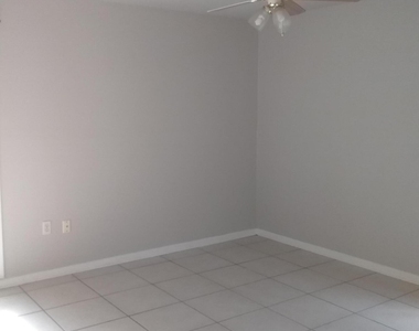 1024 George Avenue - Photo Thumbnail 12