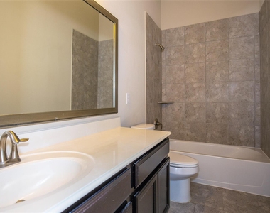 311 Lockridge Hill Ln - Photo Thumbnail 26