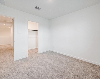 3204 Crown Gate Drive - Photo Thumbnail 22