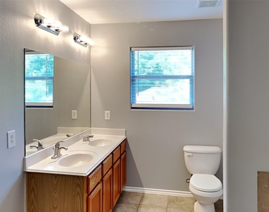 2203 Shady Birch Drive - Photo Thumbnail 9