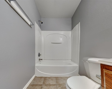 2203 Shady Birch Drive - Photo Thumbnail 13