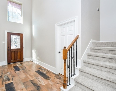 11014 Heartland Grove Drive - Photo Thumbnail 2