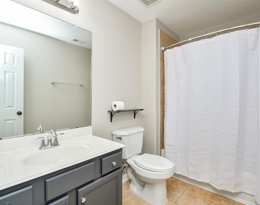11014 Heartland Grove Drive - Photo Thumbnail 23