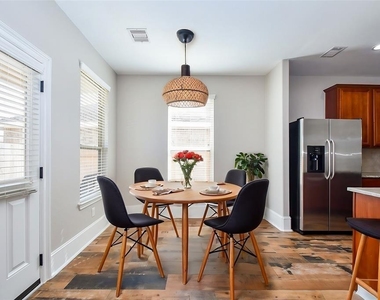 11014 Heartland Grove Drive - Photo Thumbnail 9