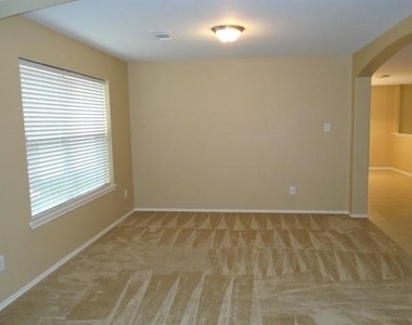 2507 Feather Green Trail - Photo Thumbnail 3