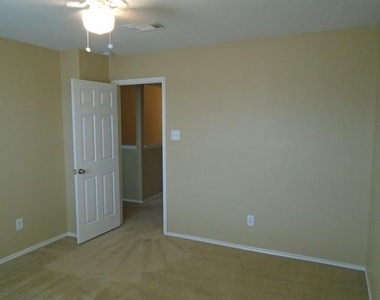 2507 Feather Green Trail - Photo Thumbnail 7
