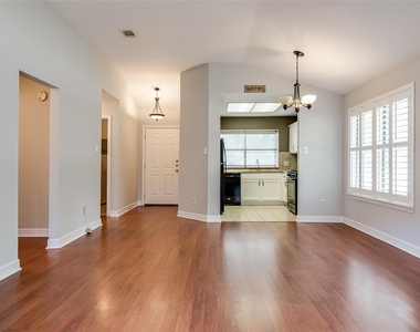 2711 Grants Lake Boulevard - Photo Thumbnail 3
