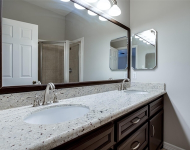 2711 Grants Lake Boulevard - Photo Thumbnail 18