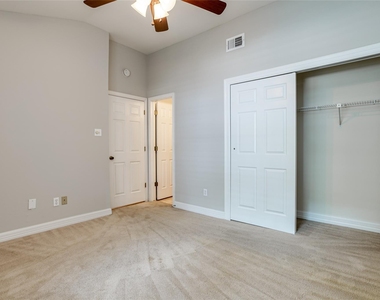 2711 Grants Lake Boulevard - Photo Thumbnail 19