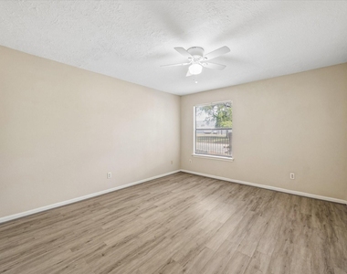 12755 Mill Ridge Drive - Photo Thumbnail 9