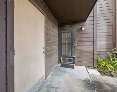 12755 Mill Ridge Drive - Photo Thumbnail 4