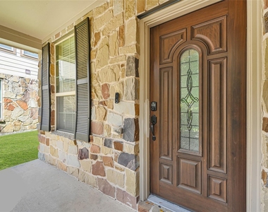 16626 Lake Prince Lane - Photo Thumbnail 2