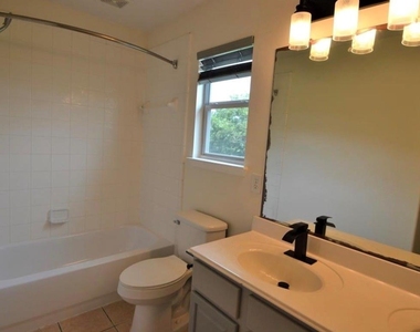 2110 Banfield Court - Photo Thumbnail 37