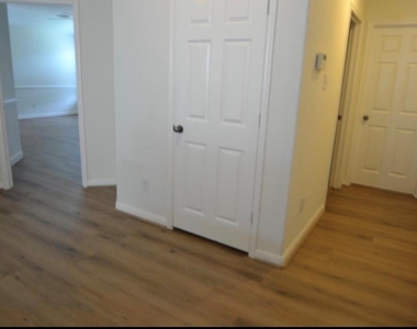 2110 Banfield Court - Photo Thumbnail 31