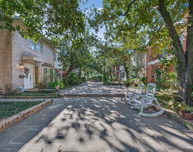 5530 Holly Street - Photo Thumbnail 34