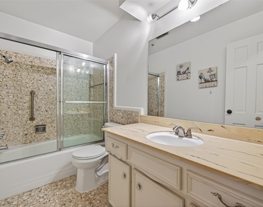 5530 Holly Street - Photo Thumbnail 23