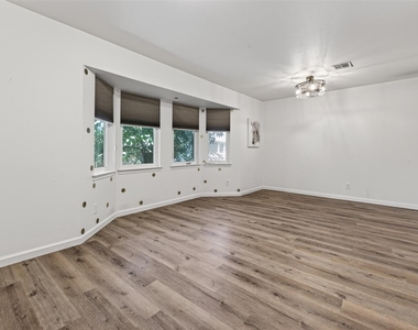 5530 Holly Street - Photo Thumbnail 28