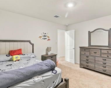 20918 Capulin Lakes Drive - Photo Thumbnail 27