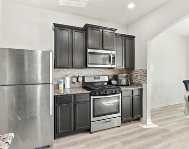 20918 Capulin Lakes Drive - Photo Thumbnail 18