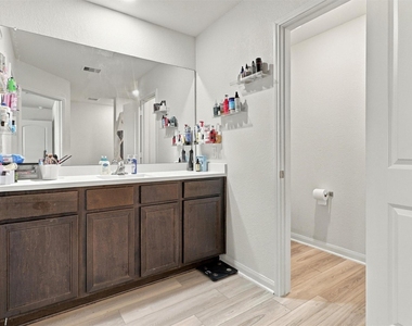 20918 Capulin Lakes Drive - Photo Thumbnail 24