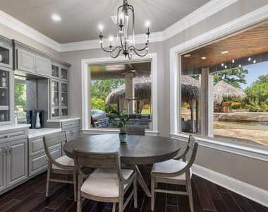 7930 Spring Village Drive - Photo Thumbnail 9