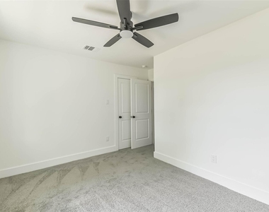 4110 Trail Lake Drive - Photo Thumbnail 25