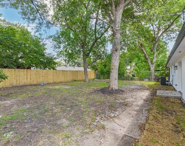 4110 Trail Lake Drive - Photo Thumbnail 29