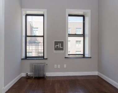 West 53 Street - Photo Thumbnail 9