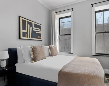Avenue B - Photo Thumbnail 2