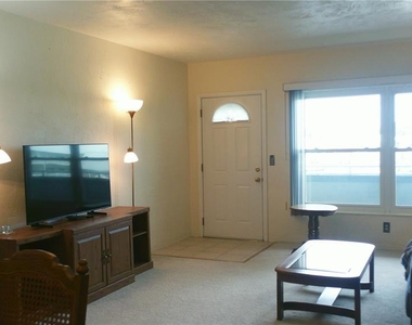 2461 Canadian Way - Photo Thumbnail 7