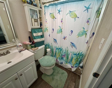4247 Sheldon Place - Photo Thumbnail 6